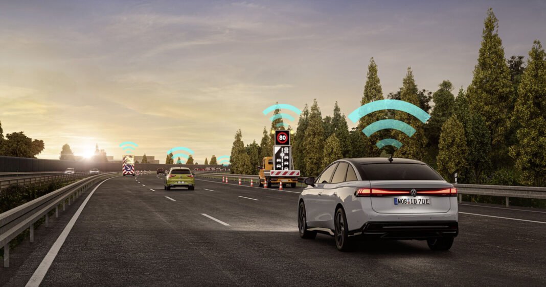 A milestone for greater road safety: more than two million vehicles produced with Car2X